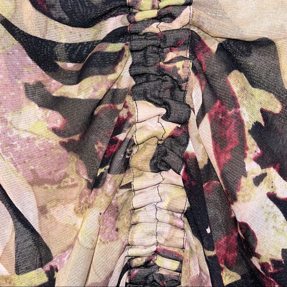 NWOT BCBGMAXAZRIA Sheer Black and Cream Print Oversized Flowy Top Size Small - Picture 7 of 12